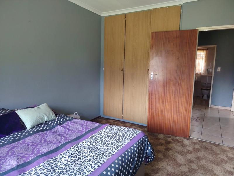 4 Bedroom Property for Sale in Roodia Free State